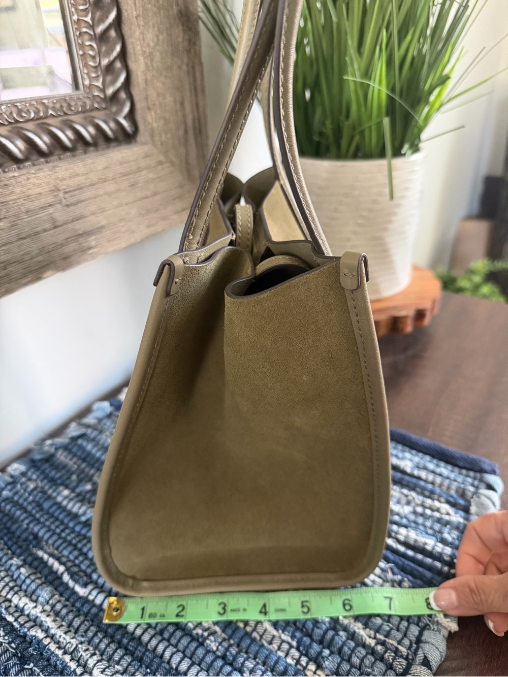 Madewell Lexington Small Tote Worn Olive Suede Leather NWT $168 - Picture 5 of 11